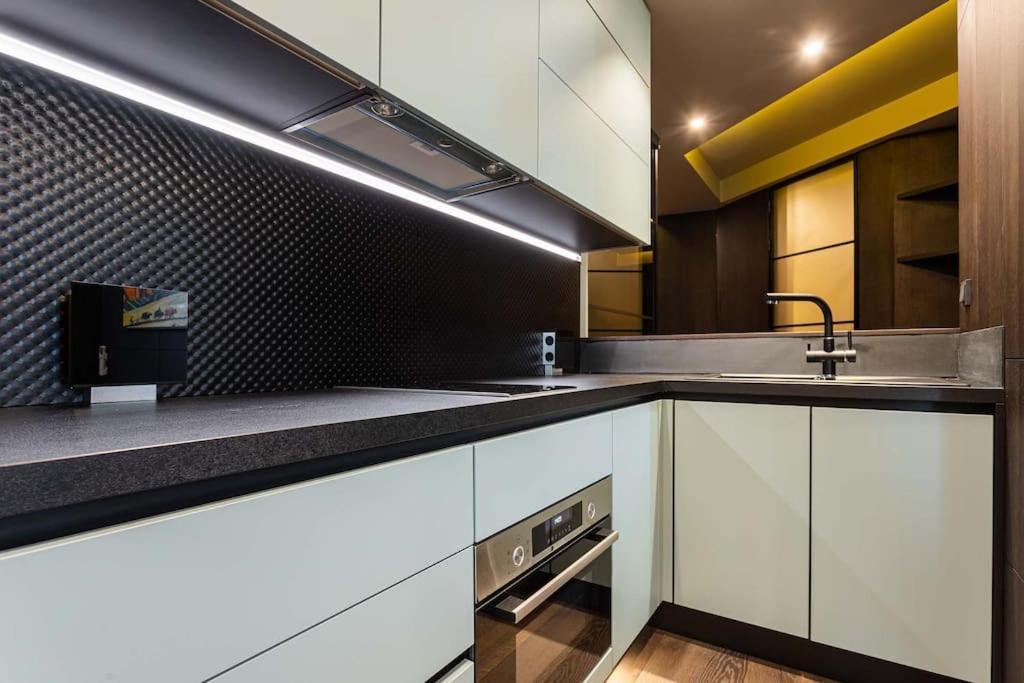 Luxury In The Superb Location * Chişinău