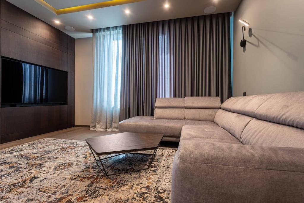 Appartamento Luxury In The Superb Location Chişinău